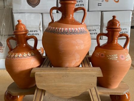 CANTARERA CON CANTAROS